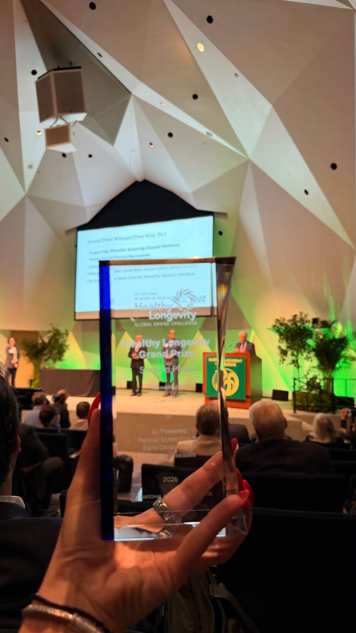 Photo 4: The CheckEye Healthy Longevity Grand Prize award.